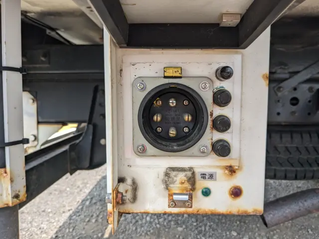 三菱 キャンター TPG-FEB50(2WD)の写真34