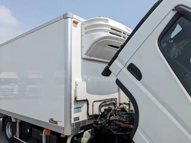 三菱 キャンター TPG-FEB50(2WD)の写真48