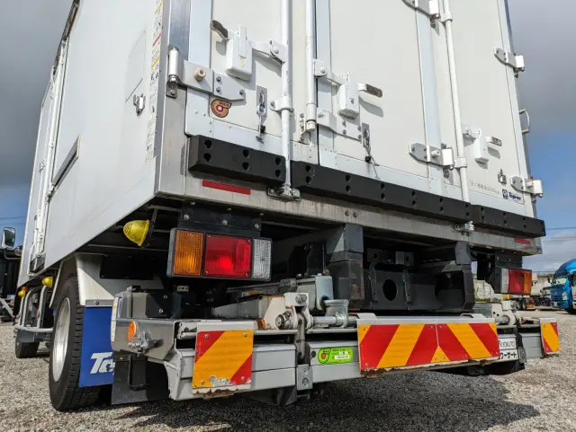 いすゞ エルフ TPG-NPR85AN(2WD)の写真7