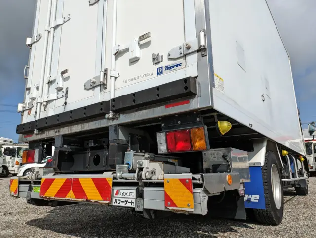 いすゞ エルフ TPG-NPR85AN(2WD)の写真9