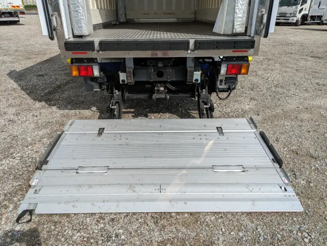 いすゞ エルフ TPG-NPR85AN(2WD)の写真14