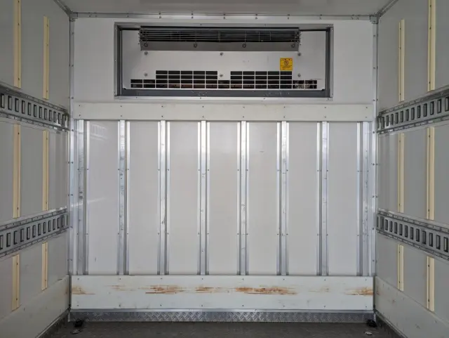 いすゞ エルフ TPG-NPR85AN(2WD)の写真18