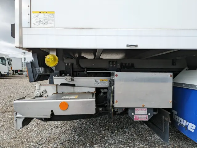 いすゞ エルフ TPG-NPR85AN(2WD)の写真35