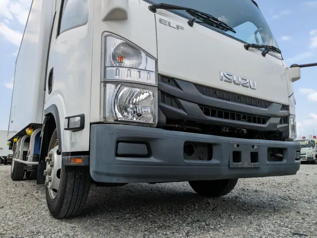 いすゞ エルフ TPG-NPR85AN(2WD)の写真4