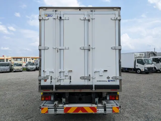 いすゞ エルフ TPG-NPR85AN(2WD)の写真10