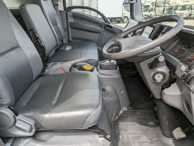 いすゞ エルフ TPG-NPR85AN(2WD)の写真39