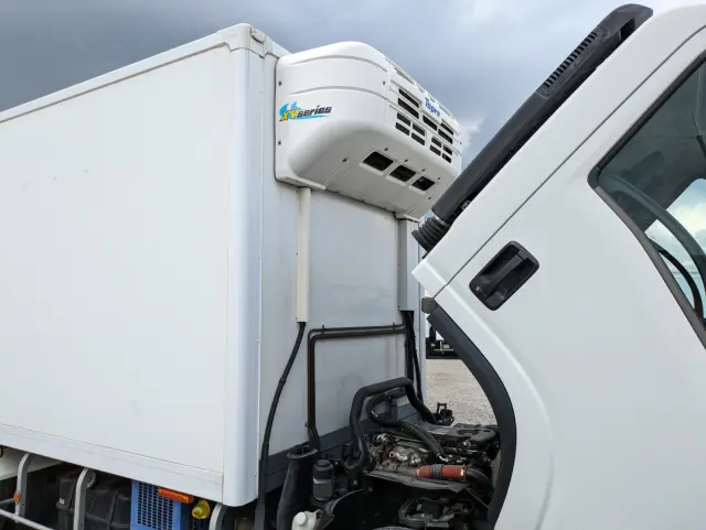 いすゞ エルフ TPG-NPR85AN(2WD)の写真49