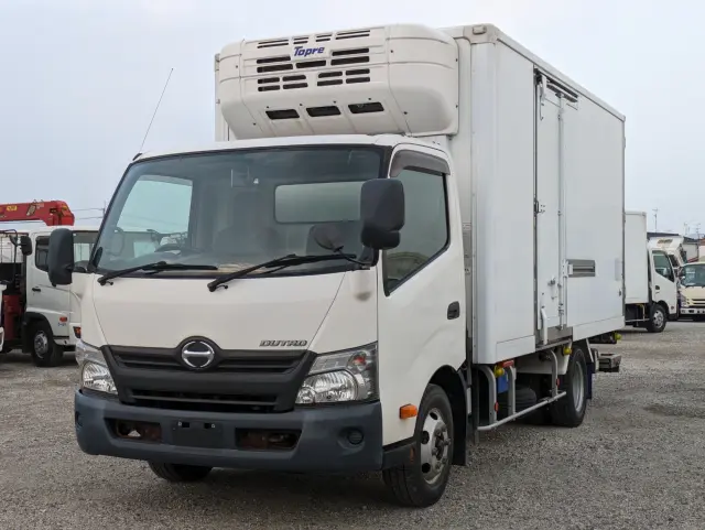 日野 デュトロ TPG-XZU712M(2WD)の写真1