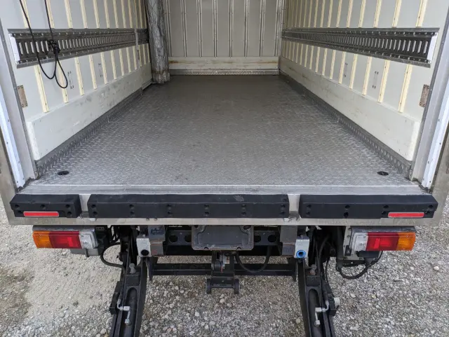 日野 デュトロ TPG-XZU712M(2WD)の写真13