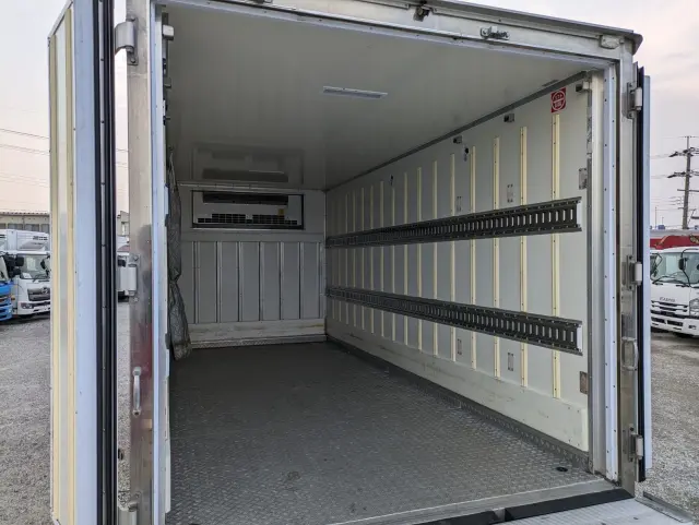 日野 デュトロ TPG-XZU712M(2WD)の写真19