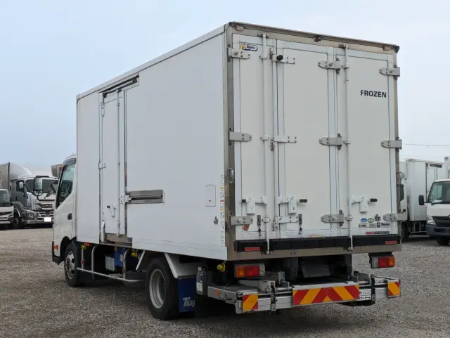 日野 デュトロ TPG-XZU712M(2WD)の写真6