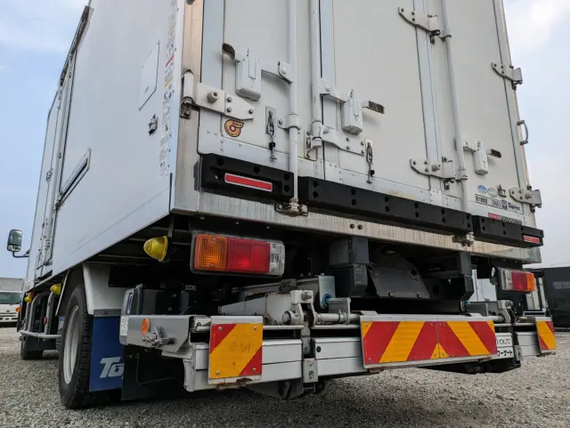 日野 デュトロ TPG-XZU712M(2WD)の写真7