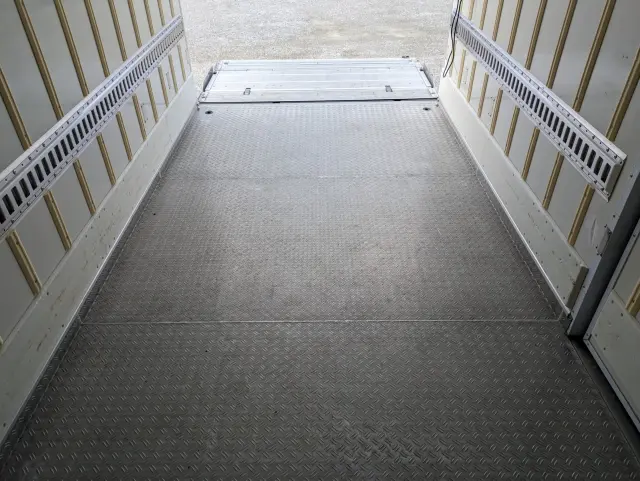 日野 デュトロ TPG-XZU712M(2WD)の写真19