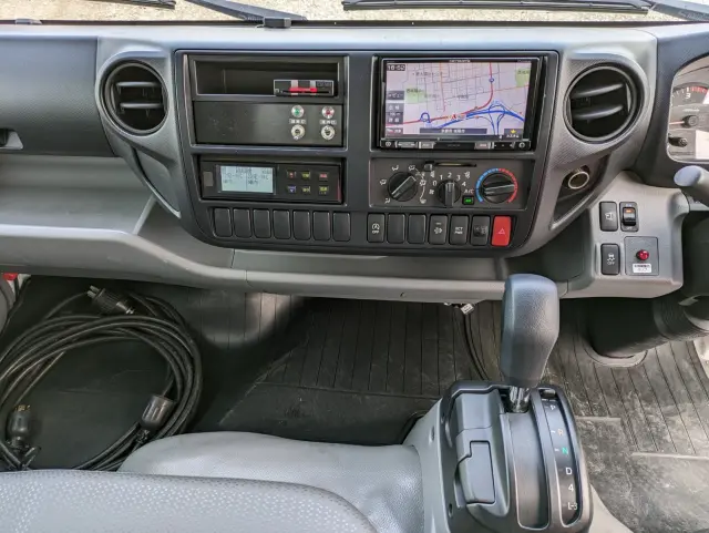 日野 デュトロ TPG-XZU712M(2WD)の写真26