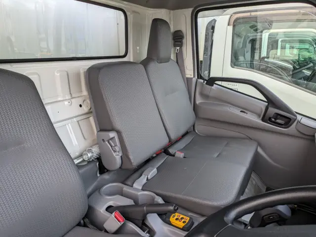 日野 デュトロ TPG-XZU712M(2WD)の写真41