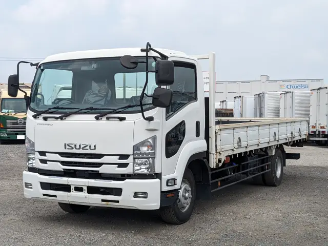 いすゞ フォワード 2RG-FSR90S2(2WD)の写真1
