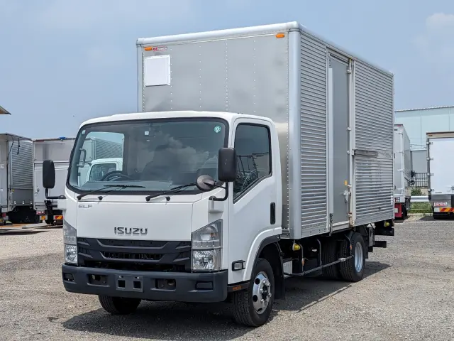 いすゞ エルフ TKG-NPS85AN(4WD)の写真1