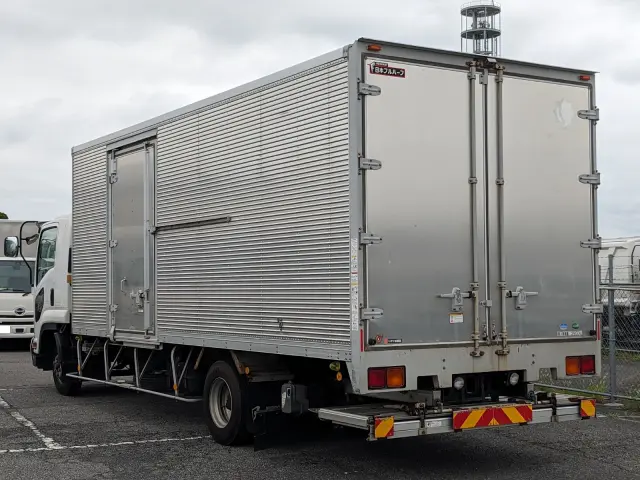 いすゞ フォワード TKG-FRR90S2(2WD)の写真4