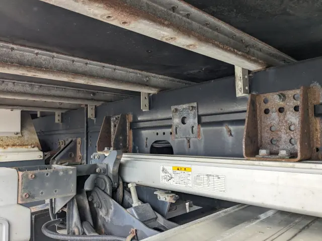 いすゞ フォワード TKG-FRR90S2(2WD)の写真26