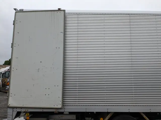 いすゞ フォワード TKG-FRR90S2(2WD)の写真46