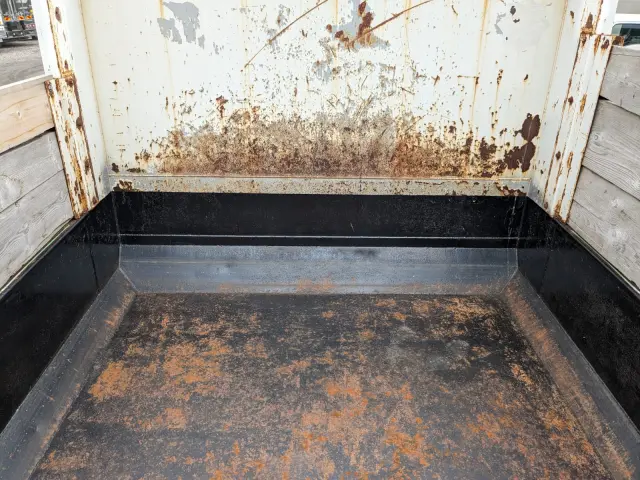 いすゞ ギガ QKG-CXZ77AT(6x4)の写真12