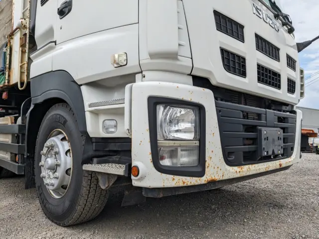 いすゞ ギガ QKG-CXZ77AT(6x4)の写真30