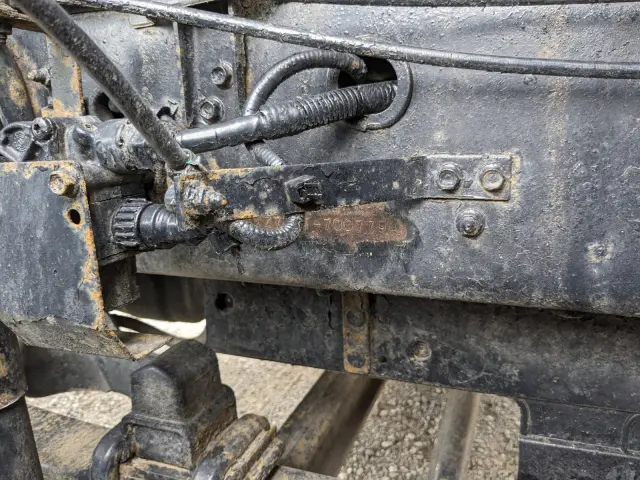 いすゞ ギガ QKG-CXZ77AT(6x4)の写真45