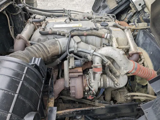 いすゞ ギガ QKG-CXZ77AT(6x4)の写真48