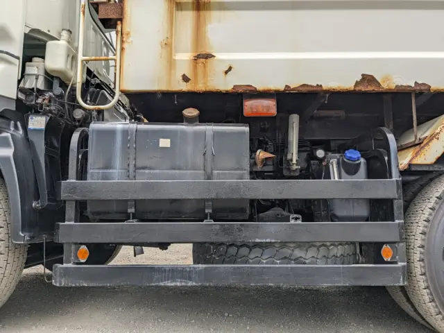 いすゞ ギガ QKG-CXZ77AT(6x4)の写真20