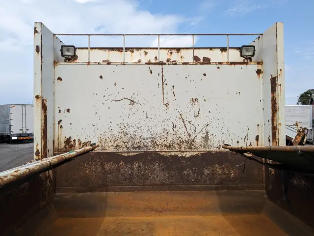 いすゞ ギガ QKG-CXZ77AT(6x4)の写真14