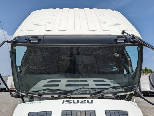 いすゞ ギガ QKG-CXZ77AT(6x4)の写真48