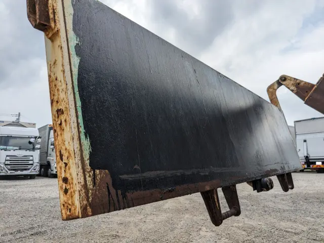 いすゞ ギガ QKG-CXZ77AT(6x4)の写真10