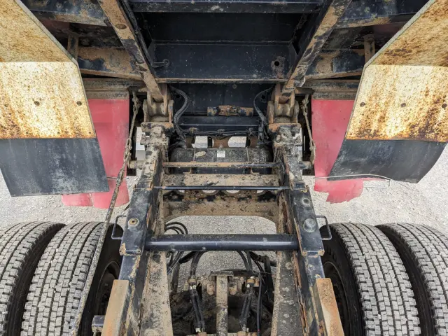 いすゞ ギガ QKG-CXZ77AT(6x4)の写真36