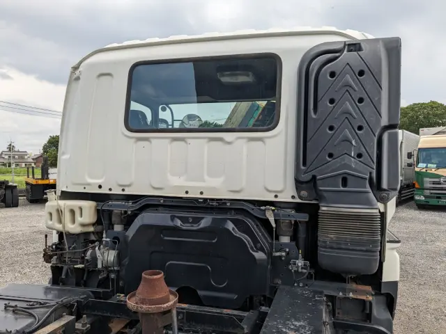 いすゞ ギガ QKG-CXZ77AT(6x4)の写真39