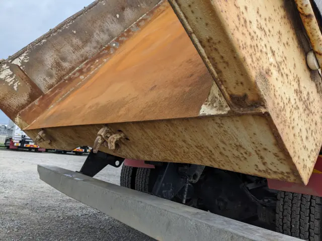 いすゞ ギガ QKG-CXZ77AT(6x4)の写真10