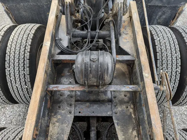 いすゞ ギガ QKG-CXZ77AT(6x4)の写真36