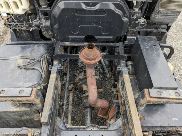 いすゞ ギガ QKG-CXZ77AT(6x4)の写真37