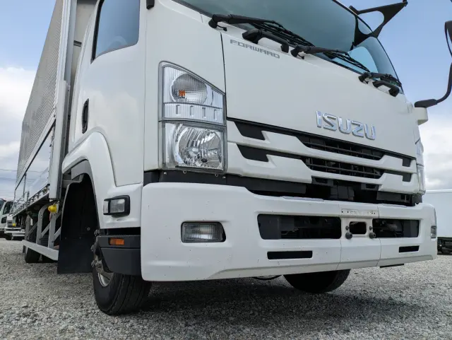 いすゞ フォワード 2PG-FRR90S2(2WD)の写真4