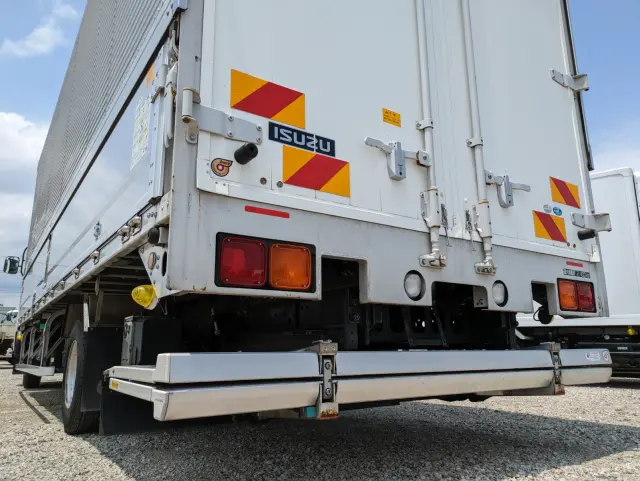 いすゞ フォワード 2PG-FRR90S2(2WD)の写真7