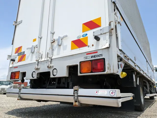 いすゞ フォワード 2PG-FRR90S2(2WD)の写真9