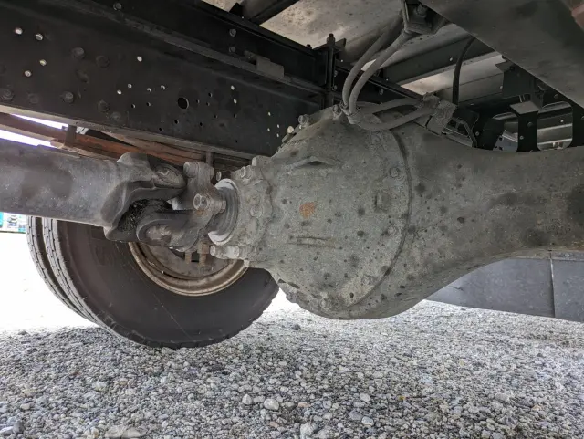 いすゞ フォワード 2PG-FRR90S2(2WD)の写真26