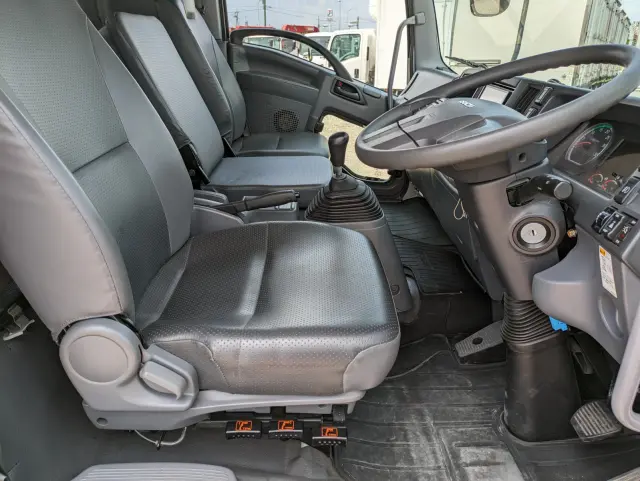 いすゞ フォワード 2PG-FRR90S2(2WD)の写真39
