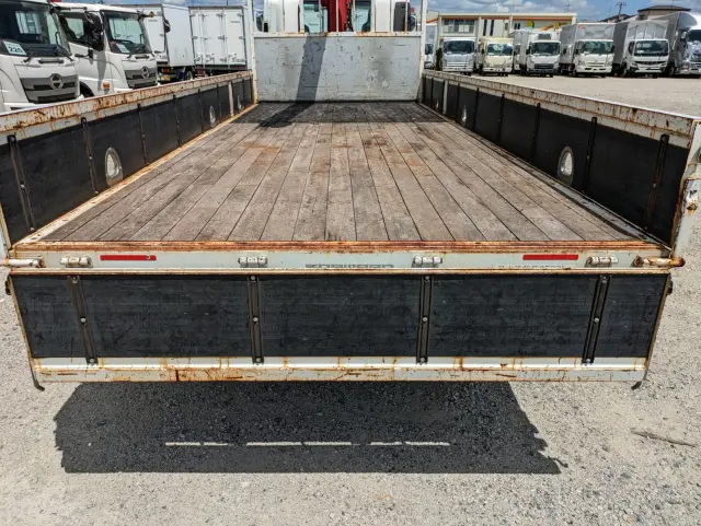 いすゞ フォワード 2PG-FRR90S1(2WD)の写真12