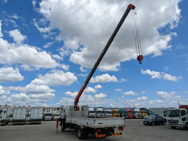 いすゞ フォワード 2PG-FRR90S1(2WD)の写真20