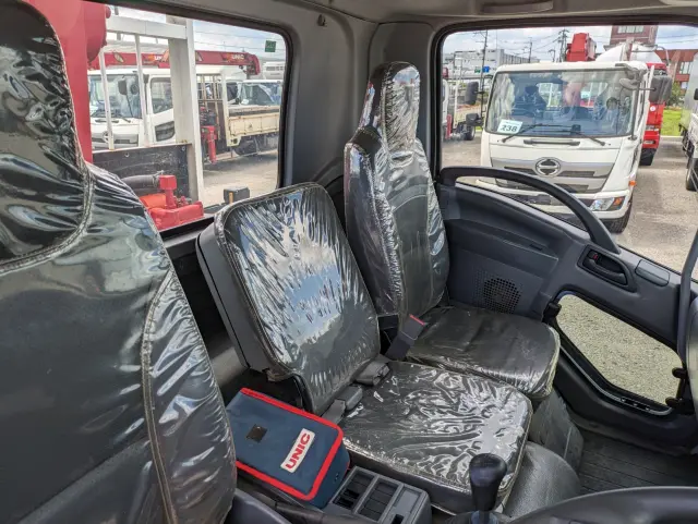 いすゞ フォワード 2PG-FRR90S1(2WD)の写真37