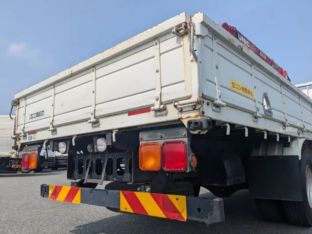 いすゞ フォワード 2PG-FRR90S1(2WD)の写真8