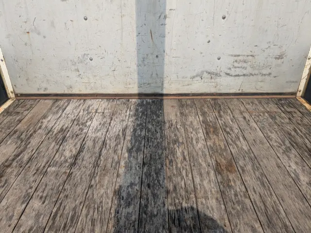 いすゞ フォワード 2PG-FRR90S1(2WD)の写真12