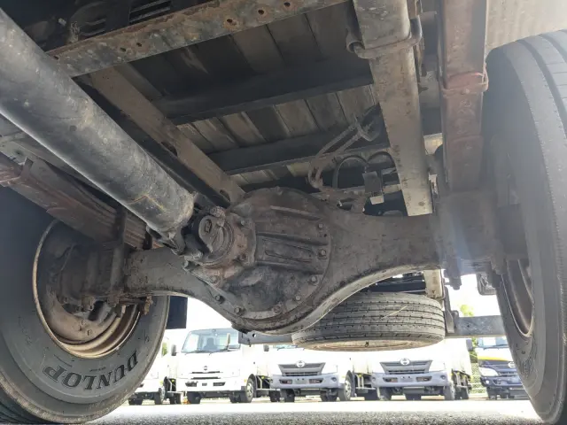 いすゞ フォワード 2PG-FRR90S1(2WD)の写真17