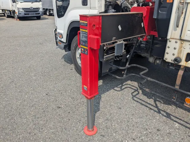 いすゞ フォワード 2PG-FRR90S1(2WD)の写真21