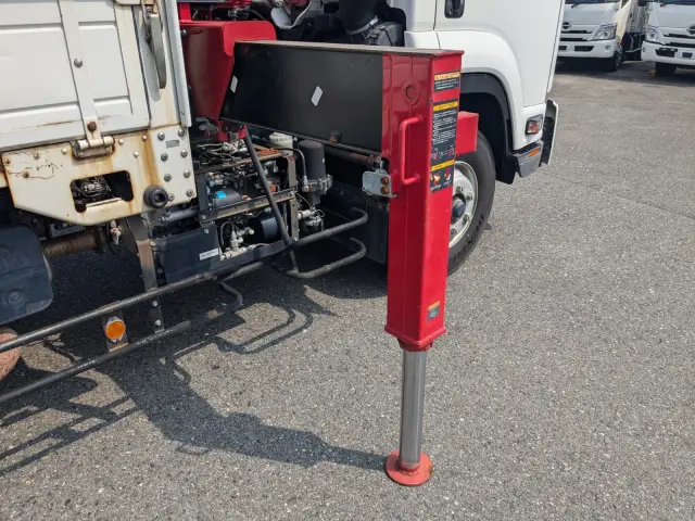 いすゞ フォワード 2PG-FRR90S1(2WD)の写真33